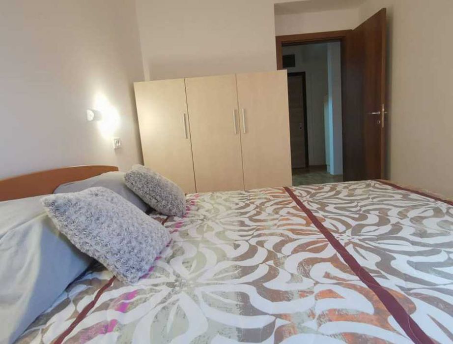 Дава се под наем Двустаен апартамент в Пловдив, Кършияка - 60 кв.м за 275.4 € - Снимка #2