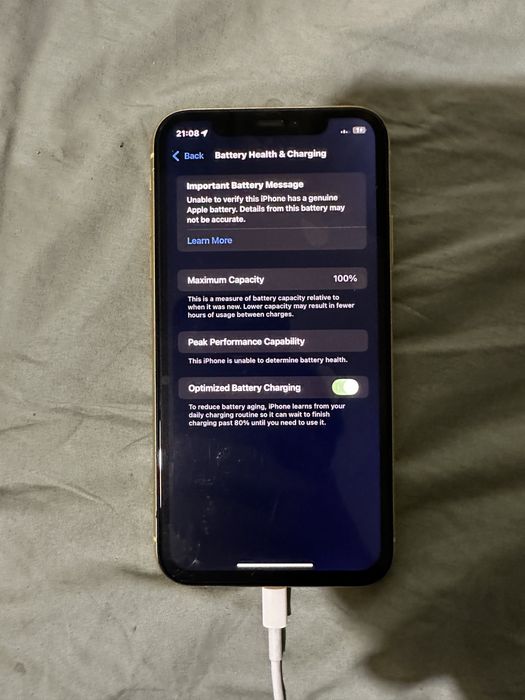 iPhone 11 64GB gold/златен