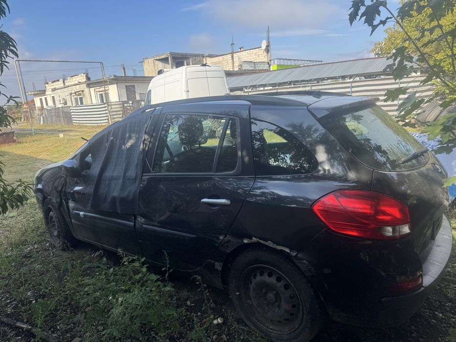Renault Clio avariat/ accidentat/ pt. Dezmembrare /dezmembrari