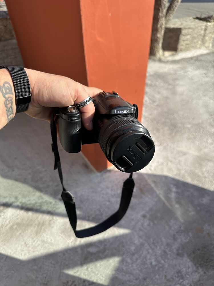 Фотоапарат  Lumix DmC-FZ30