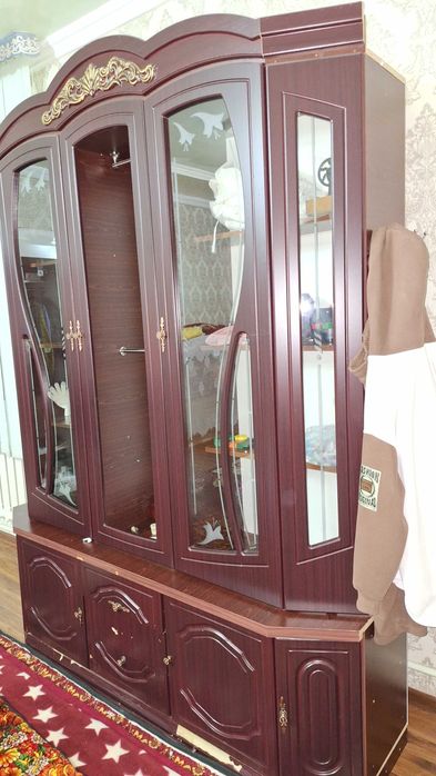 Стенка в хорошем состояние б/у