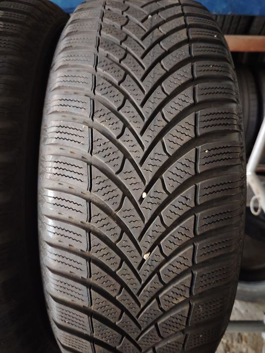 215/65 R17 Semperit Speed-Grip 5 M+S DOT 3823