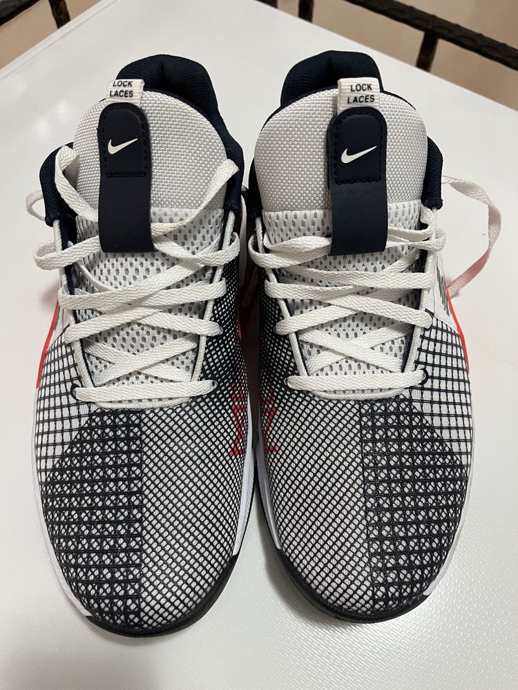 Adidasi Nike Medcon 8 - vanzare
