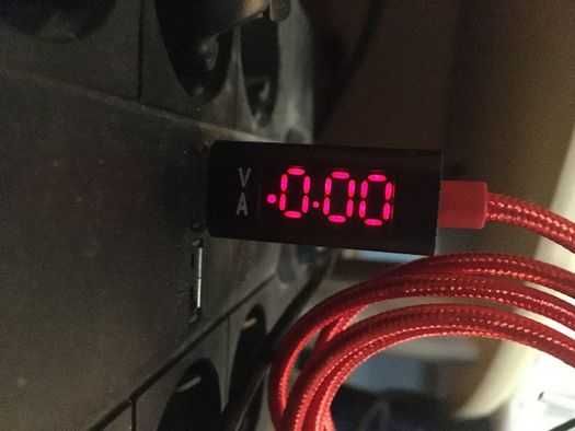 Cablu date/incarcare rapida de 3A Tip-C,rosu,cu ecran LCD