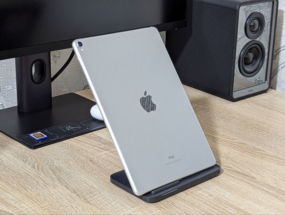 Apple iPad Pro (1st Gen) 10.5” WiFi 256GB