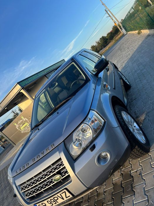 Vând Land Rover Freelander 2