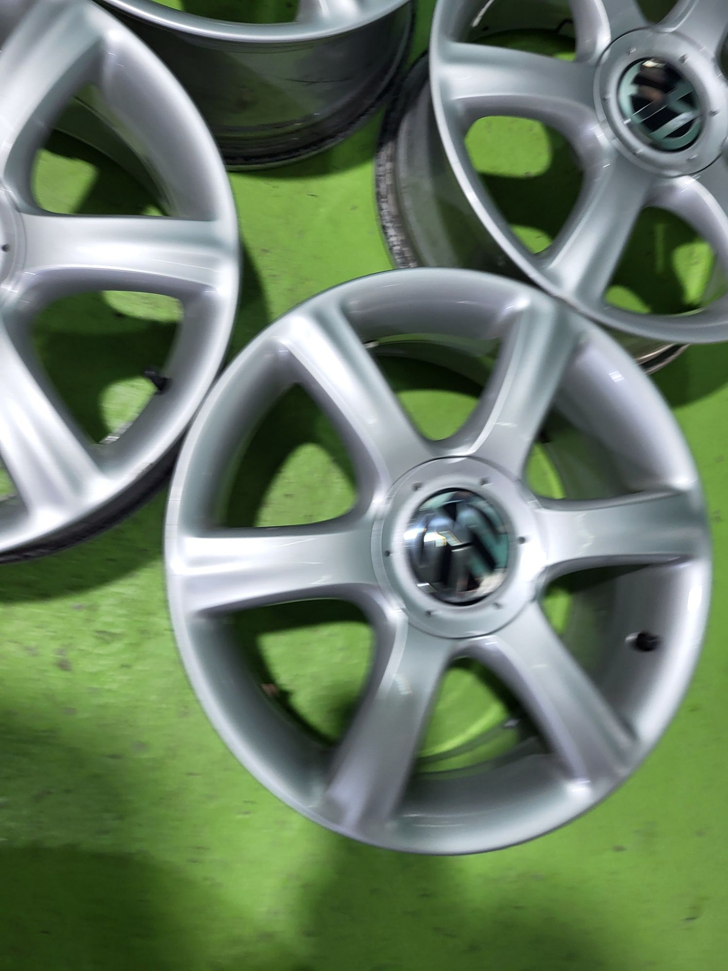 16 5x100 Vw Polo Golf 4 Bora Skoda 5х100