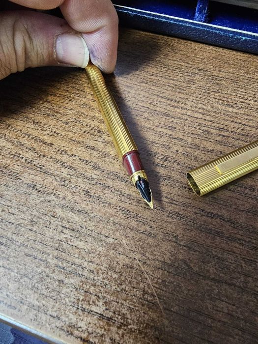 Stilou les must de cartier