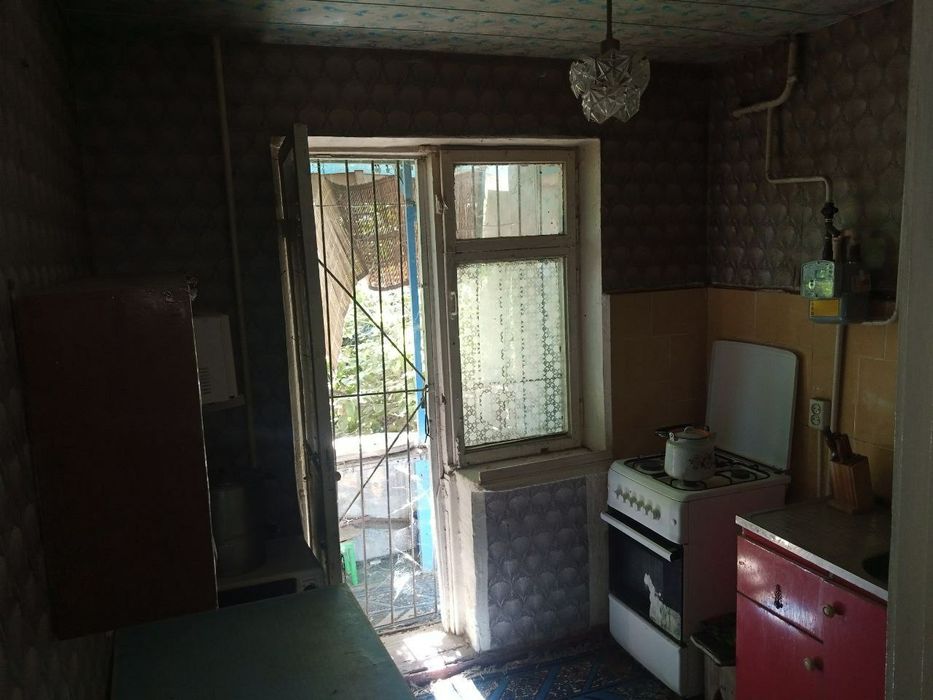 2 хонали Медгородок янги Тошми Беруни метро якин оилага 2 хона