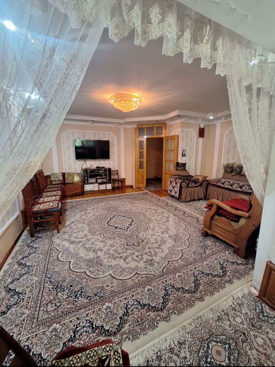 3+ 2 квартира. Ориентир метро Минор