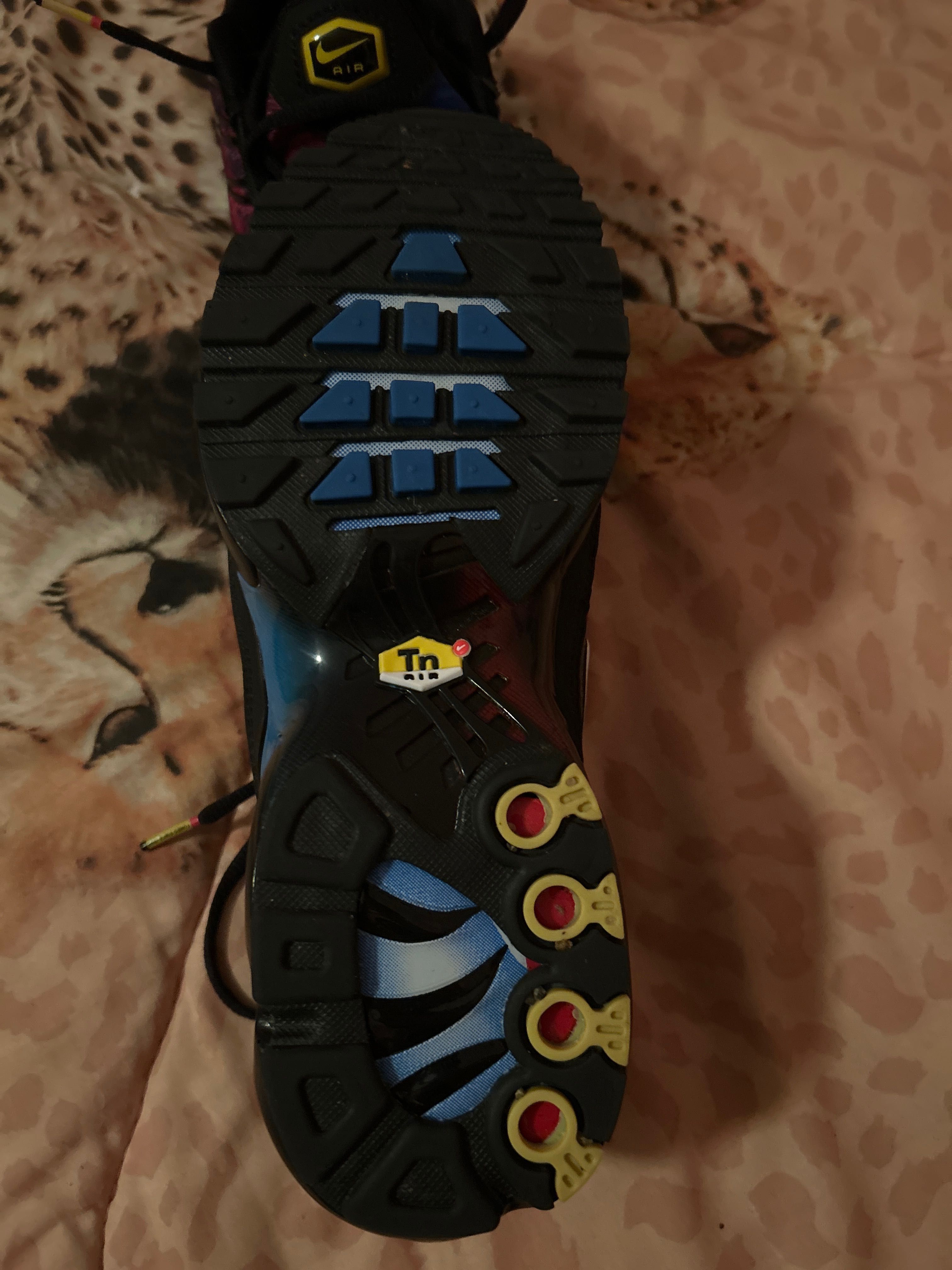 Неизползвани Обувки Nike TN