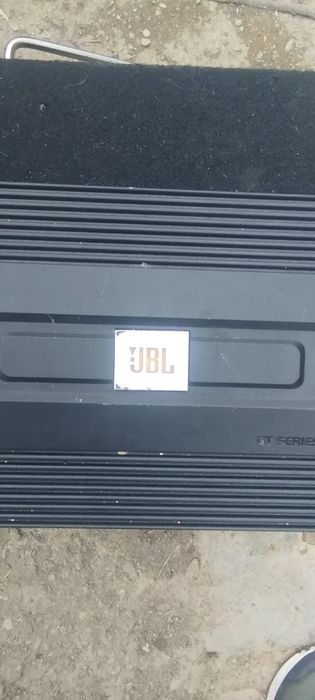 Subwoofer auto marca JBL
