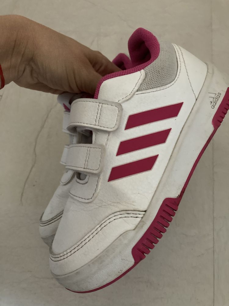 Маратонки Adidas 31 размер