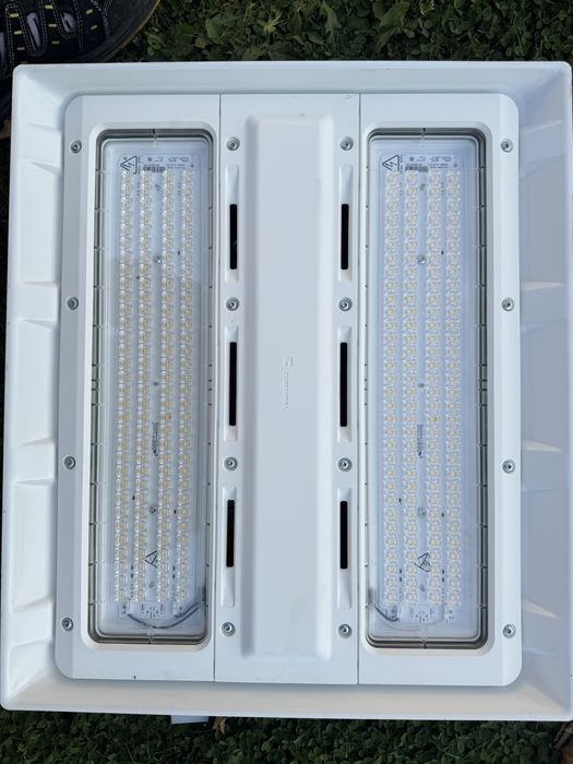 Lampa Led noua 83 W!