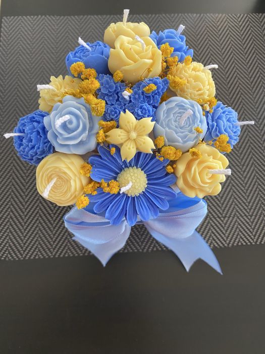 Ароматен букет от соеви свещи