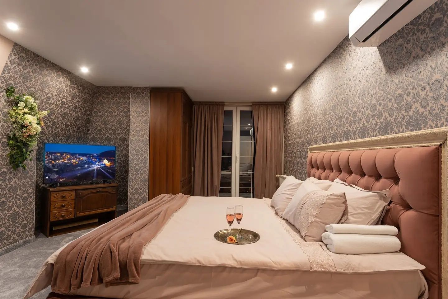 Апартамент наем лукс нощувки в центъра на Велико Търново