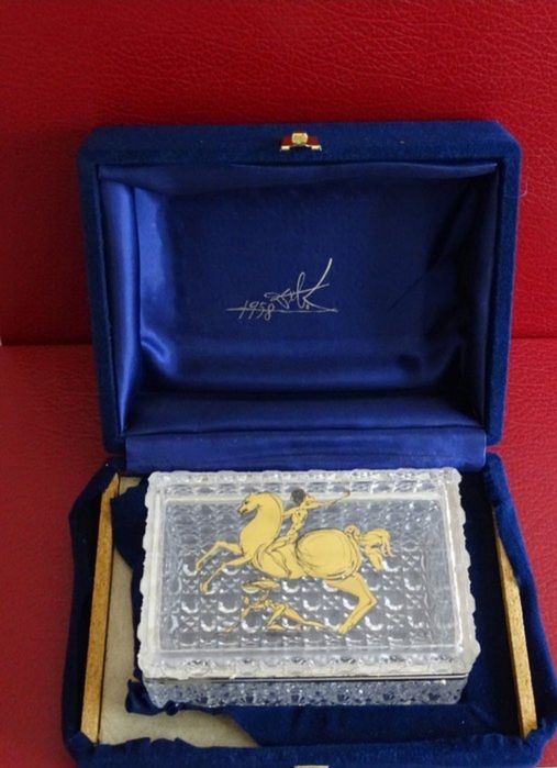 Cutie Bijuterii Salvador Dali  finisaje de Aur 24 k semnata originala