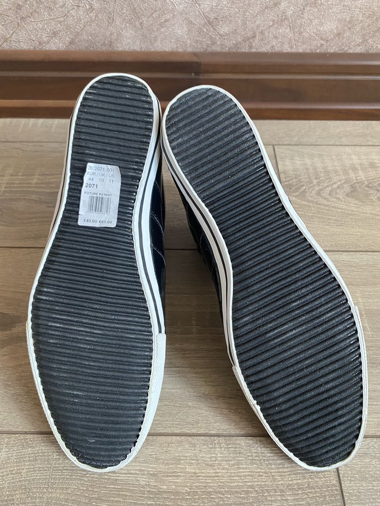 Zara oyoq kiyim razmer 44