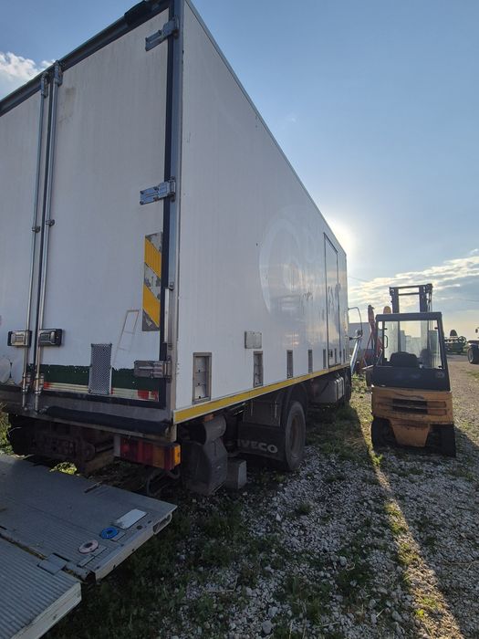 Vând iveco eurocargo 12t
