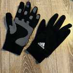 Manusi, fular circular si caciula Adidas