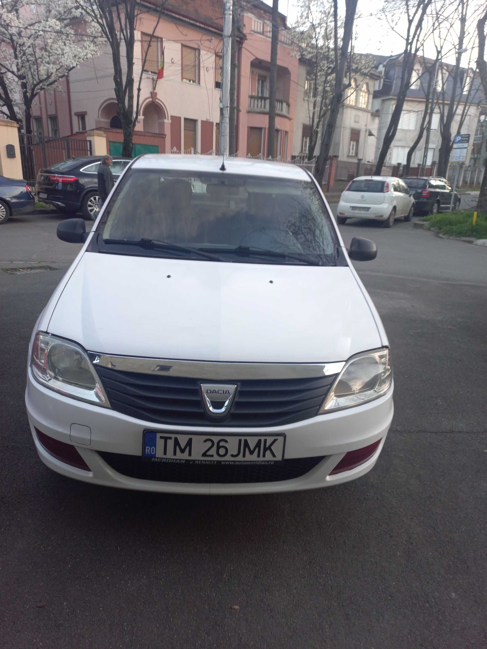 Vand Dacia Logan