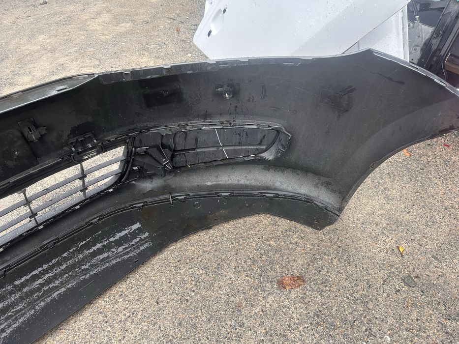 Предна броня фв шаран 2013 година / vw sharan