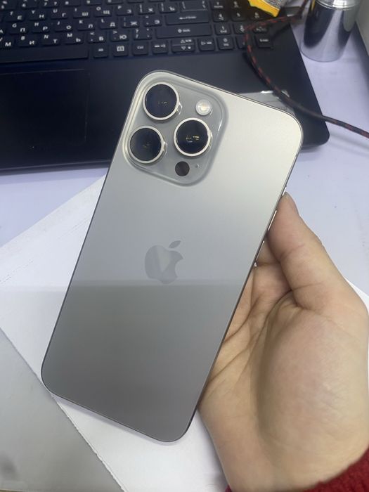 айфон 15 про мах