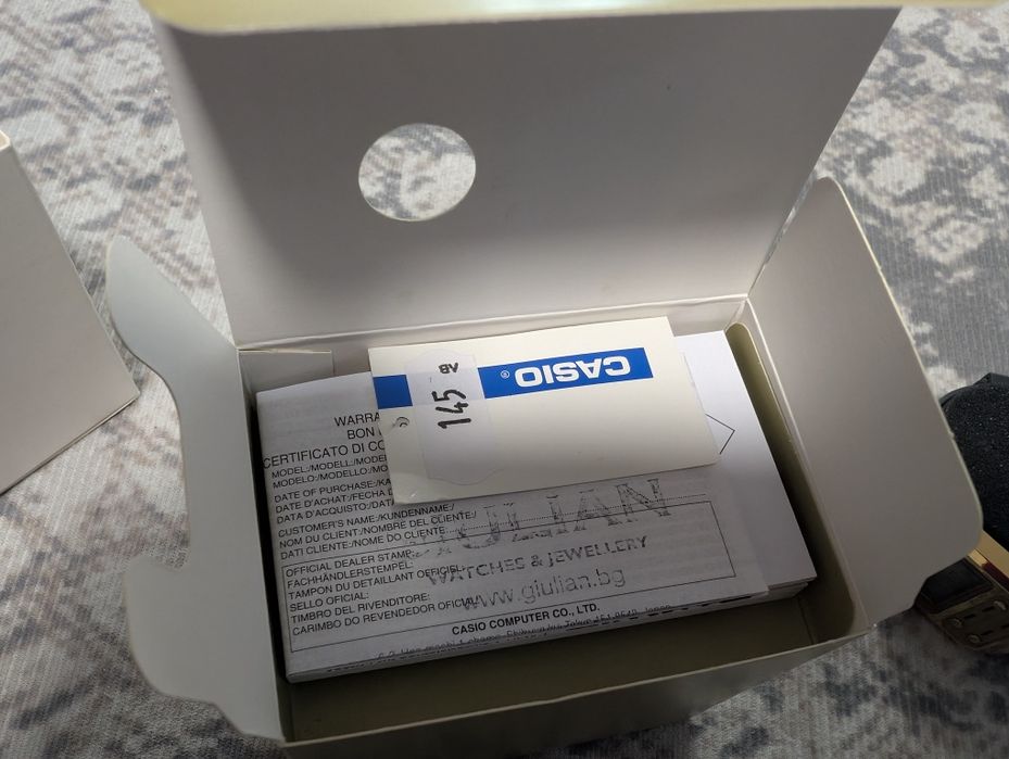 Casio A100WEFG-9AEF нов