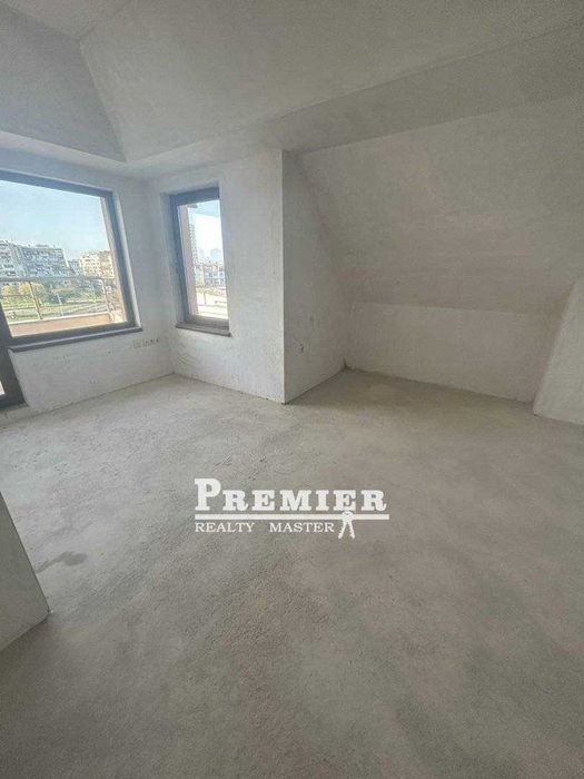 Продава се Тристаен апартамент в Бургас, Изгрев - 147 кв.м за 1539 €/кв.м - Снимка #5