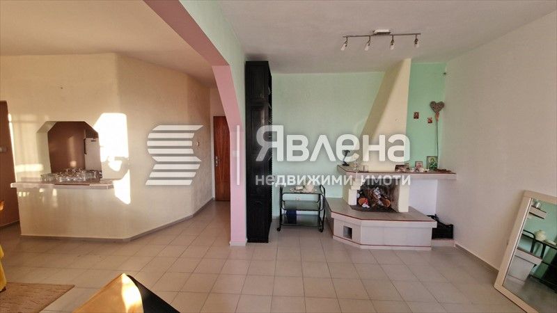 Продава се Тристаен апартамент в Несебър - 100 кв.м за 1100 €/кв.м - Снимка #1