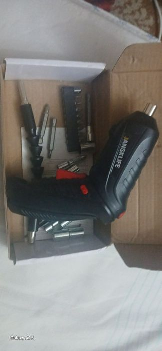 продам электро отвертку новую в сборе