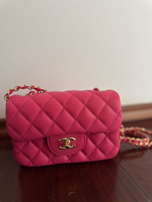 Vând geantă CHANEL