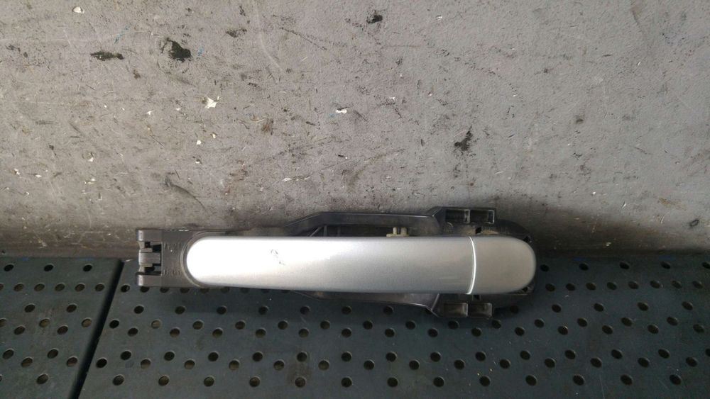 Maner usa dreapta fata seat leon 1p 1p0831886