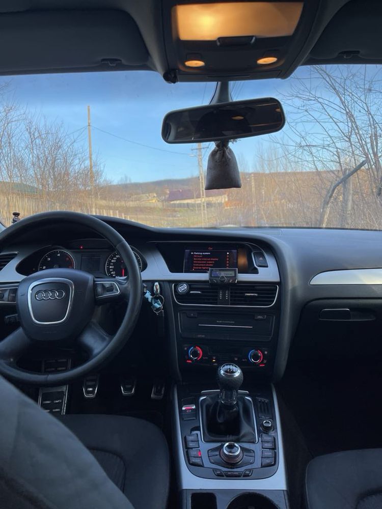 Vand Audi A4 B8 2.0 TDI