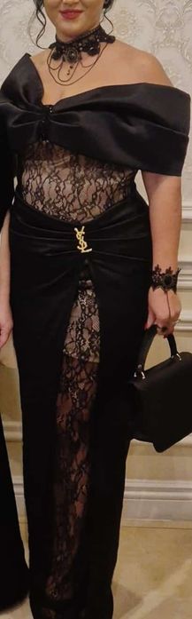 Rochie neagra marime universala , corset la spate !