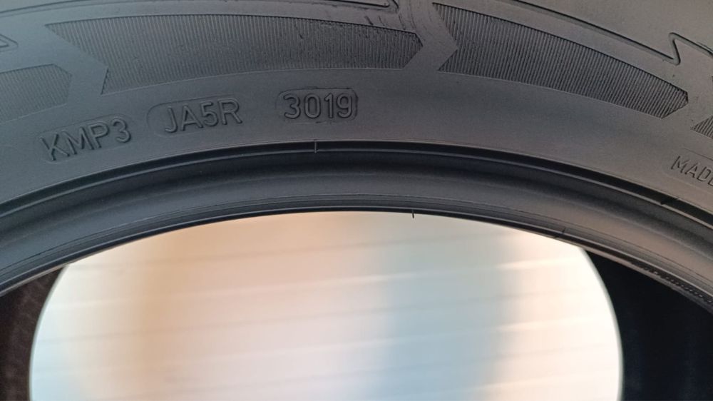 2бр зимни гуми 275/45/21/Goodyear ultra grip performance MO/dot3019/