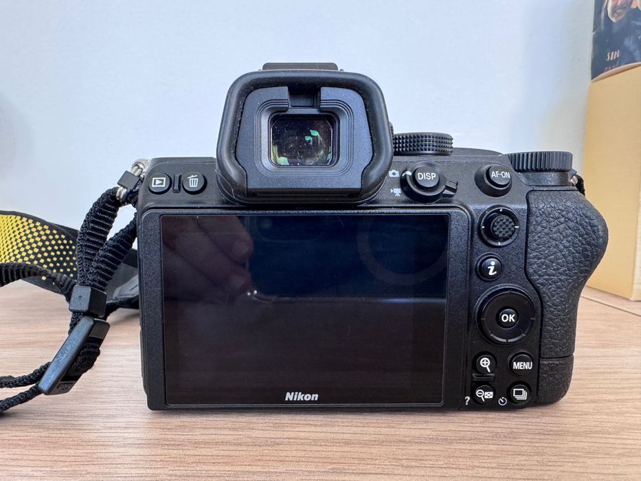 Nikon Z5 + Nikkor 24-70/4S + Оборудване