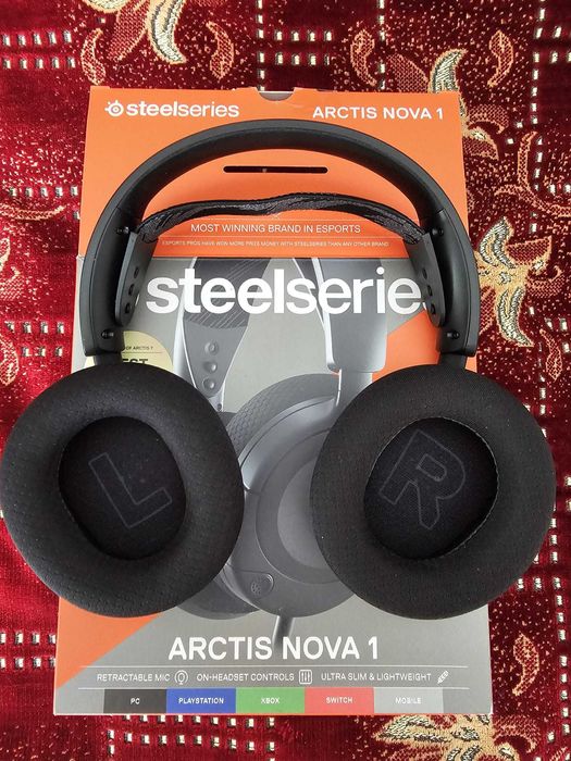 Steelseries Arctis Nova 1, Steelseries Arctis Nova 7