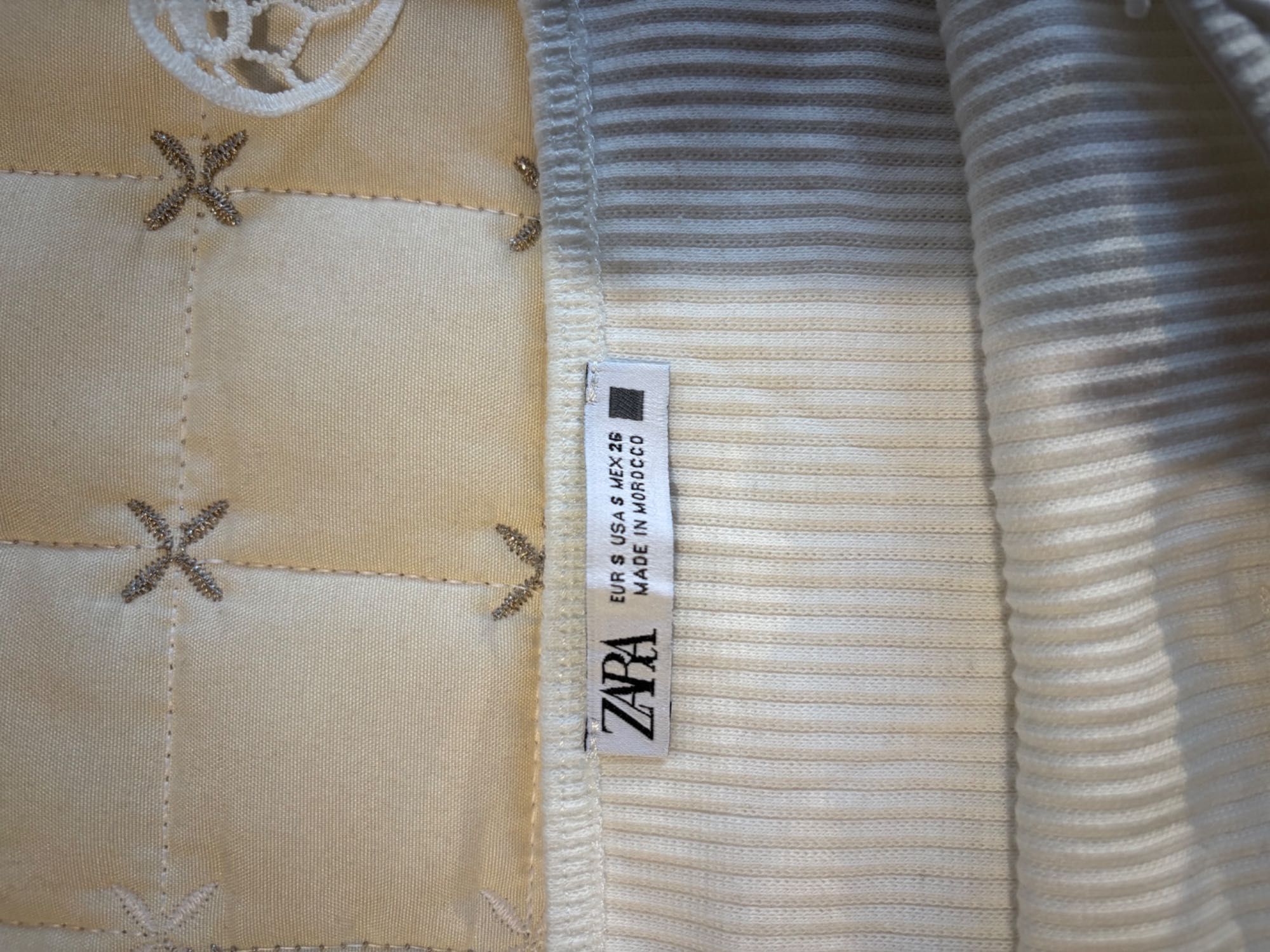 Топове на Zara. Отлично състояние