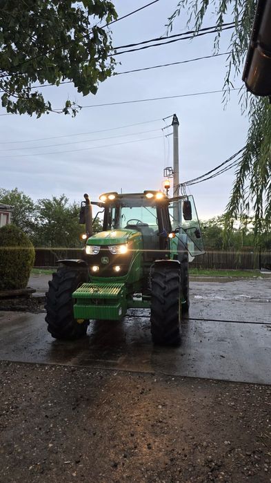 John Deere 6155M