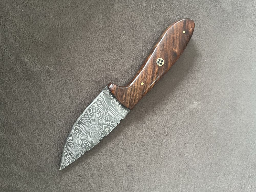 Ловен нож Дамаска стомана