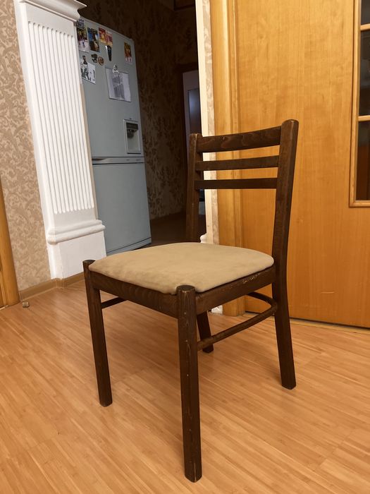 Стул в зал
