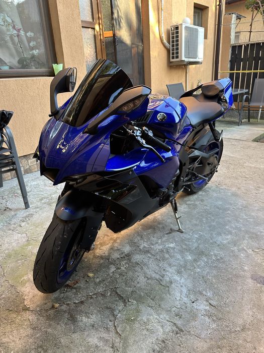 Yamaha R1 Model 2024