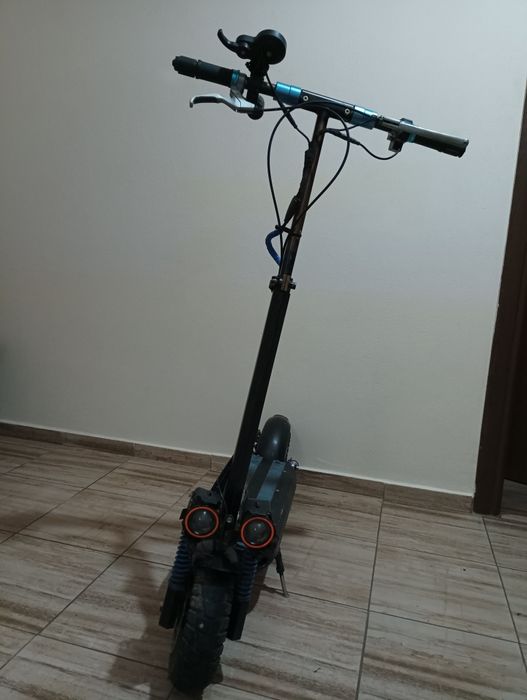Se vinde trotineta electrica in stare perfecta de funcționare !