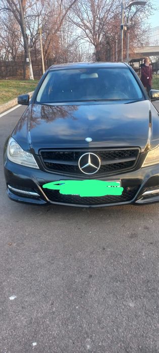 Mercedez c class 2012
