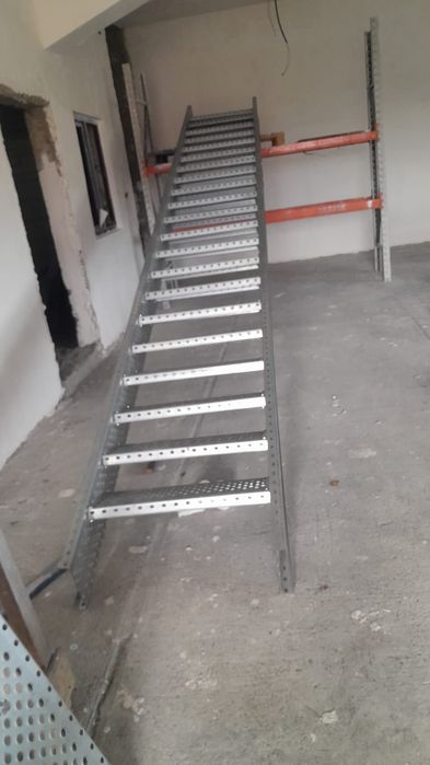 Scara metalica zincata 4mm grosime