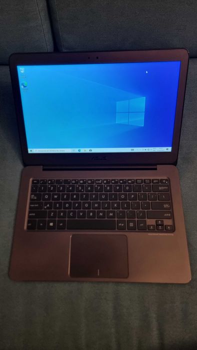Laptop ASUS ZenBook UX305F