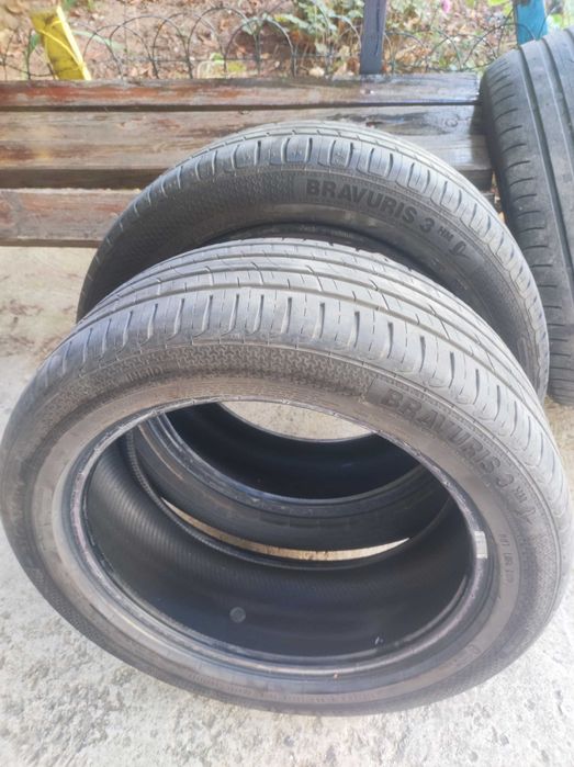 215 50 17летни здрави гуми. СПЕШНО