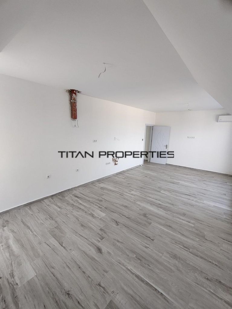 Продава се Тристаен апартамент в Бургас, Долно Езерово - 143 кв.м за 1504 €/кв.м - Снимка #12