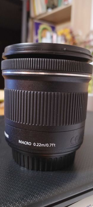 obiectiv Canon EFS 10 - 18 mm cu stabiliz image, focus manual/automat